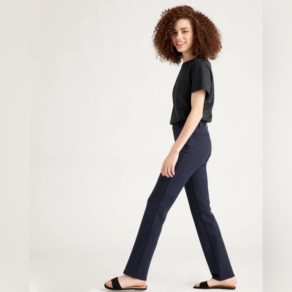 NEW Quince Navy Ultra-Stretch Ponte Straight Leg Pant - XS with 32 inseam​​ - Picture 4 of 8
